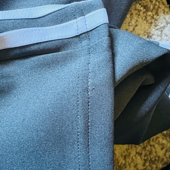 Womens Adidas Gray w/ White Stripes Capri Leggings - Picture 4 of 5